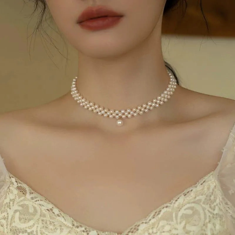 Beautiful Pearl Choker Necklace